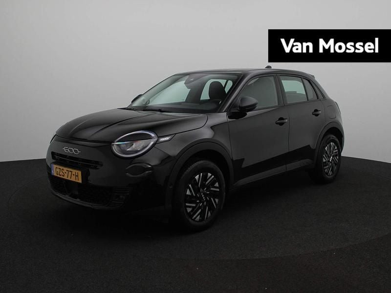 Occasion Fiat 600 Urban 110 PK (80 kW) 2024 Zwart SUV