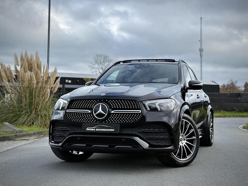 Zwart Gebruikt 2020 Mercedes GLE350 AMG SUV | € 59.950 (Duur) - Afbeelding 1/4
