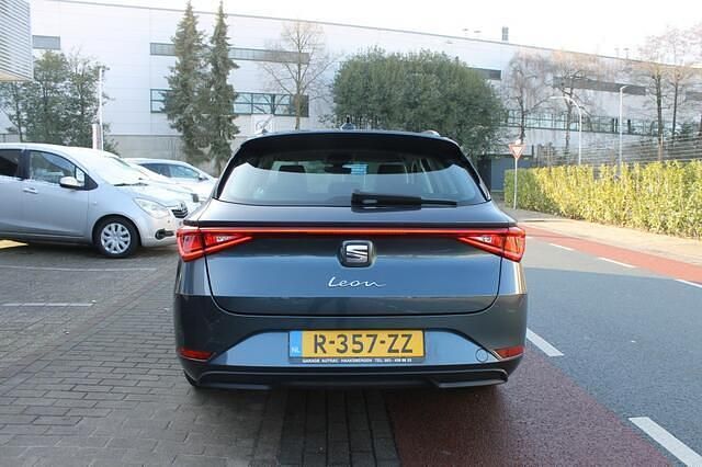 Occasion Seat Leon Reference 90 PK (66 kW) 2023 Grijs Stationwagen