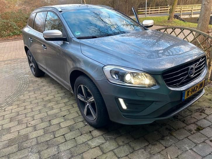 Occasion 2016 Volvo XC60 SUV | € 16.500 (Goede deal) - Afbeelding 1/4