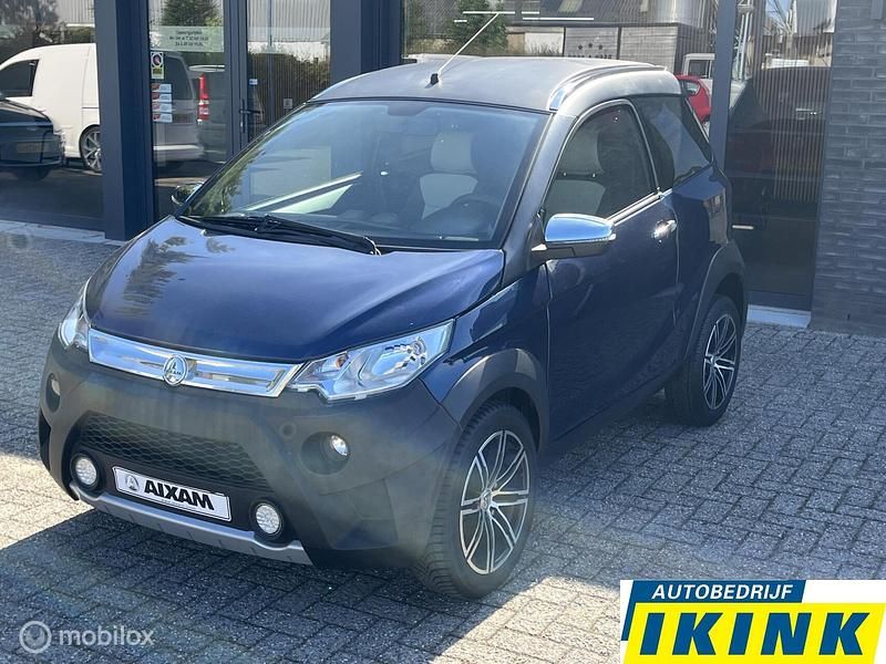 Blauw Gebruikt 2018 Aixam Crossline | € 10.500 - Afbeelding 1/4