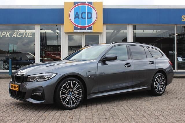 Occasion BMW 330 M Sport 184 PK (135 kW) 2022 Grijs Stationwagen