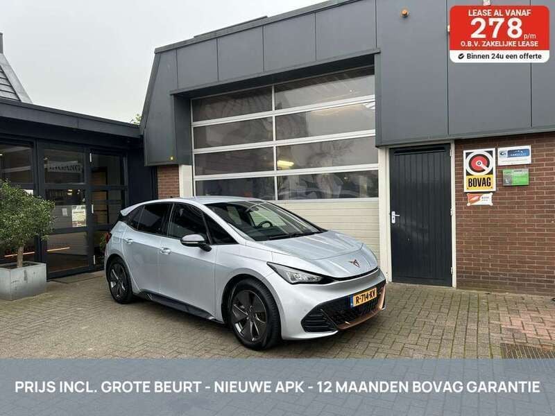 Grijs, metallic lak Gebruikt 2022 Cupra Born Hatchback | € 20.750 (Goede deal) - Afbeelding 1/4