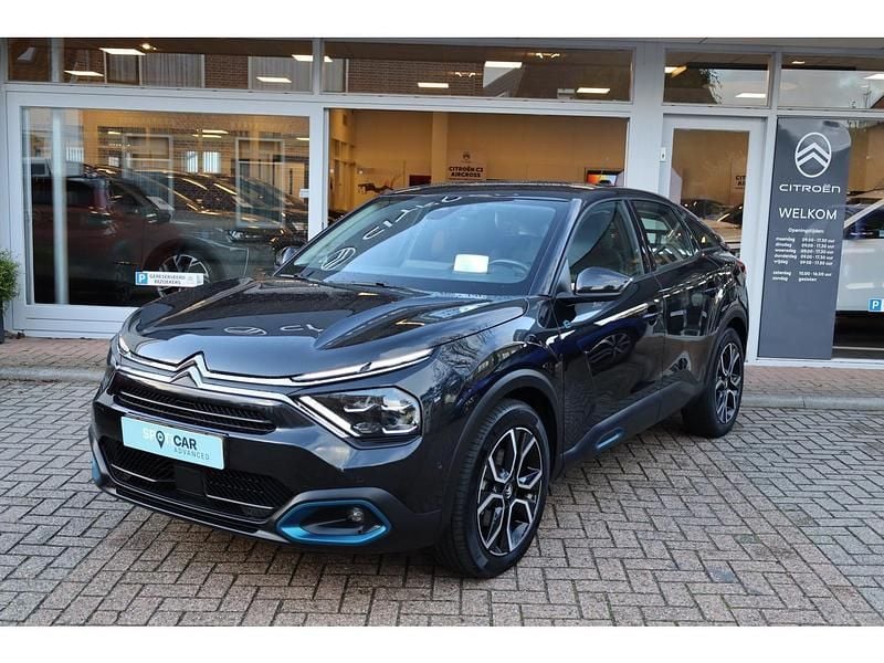 Zwart Gebruikt 2021 Citroën e-C4 Feel SUV | € 17.950 (Eerlijke prijs) - Afbeelding 1/1