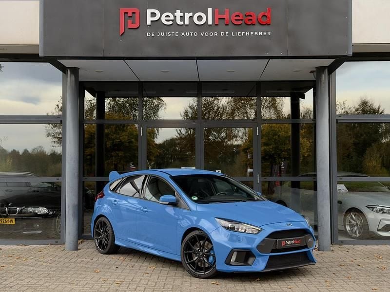 Blauw Occasion 2017 Ford Focus RS Hatchback | € 33.450 (Eerlijke prijs) - Afbeelding 1/4