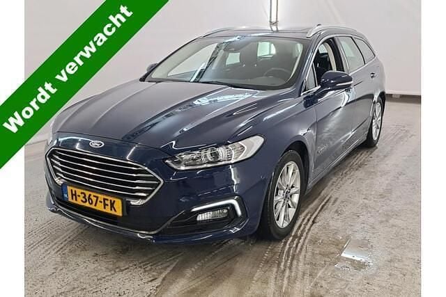 Blauw Gebruikt 2020 Ford Mondeo Titanium Stationwagen | € 19.900 (Eerlijke prijs) - Afbeelding 1/4