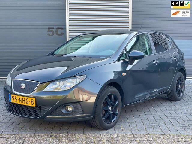Grijs Gebruikt 2010 Seat Ibiza SC Ecomotive Hatchback | € 2.350 (Duur) - Afbeelding 1/4