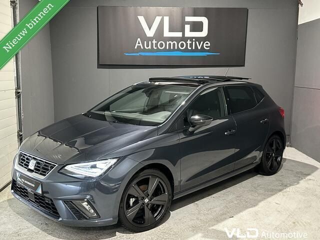 Grijs Gebruikt 2021 Seat Ibiza FR Hatchback | € 26.499 (Duur) - Afbeelding 1/4