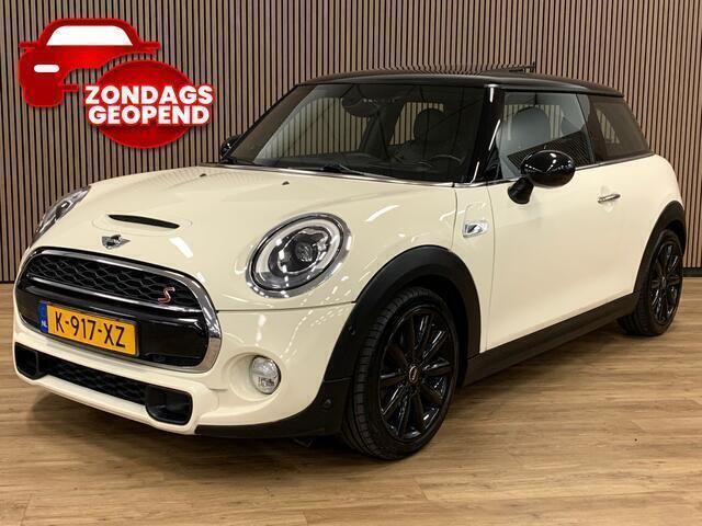 Wit Gebruikt 2014 Mini Cooper S Business Hatchback | € 13.945 (Eerlijke prijs) - Afbeelding 1/4