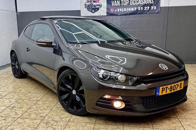 Bruin Gebruikt 2011 VW Scirocco Edition Coupé | € 7.500 (Eerlijke prijs) - Afbeelding 1/4