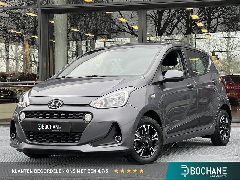 Grijs Occasion 2017 Hyundai i10 GO! Hatchback | € 10.745 (Eerlijke prijs) - Afbeelding 1/4