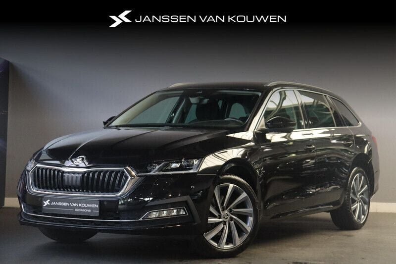 Zwart Gebruikt 2021 Skoda Octavia Business Line Stationwagen | € 25.745 (Eerlijke prijs) - Afbeelding 1/4