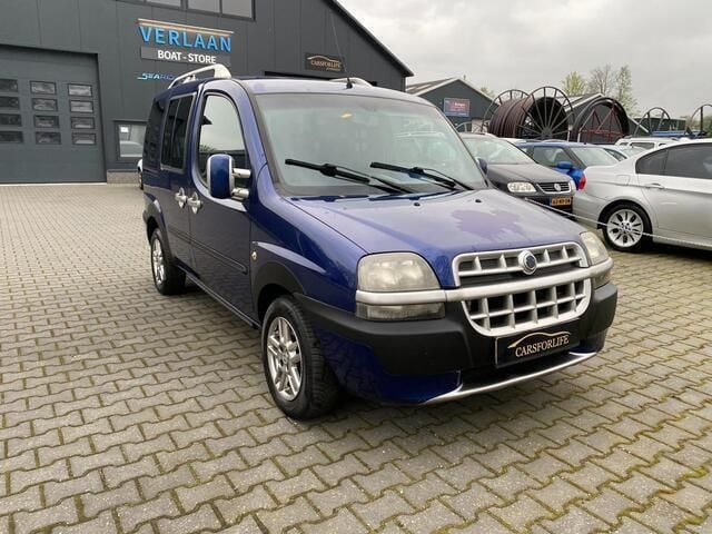 Occasion Fiat Doblò 103 PK (75 kW) 2002 Blauw, metallic lak MPV
