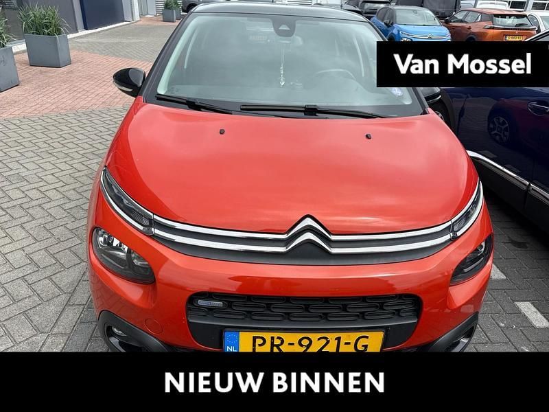 Oranje Gebruikt 2017 Citroën C3 PureTech Hatchback | € 9.440 (Eerlijke prijs) - Afbeelding 1/4