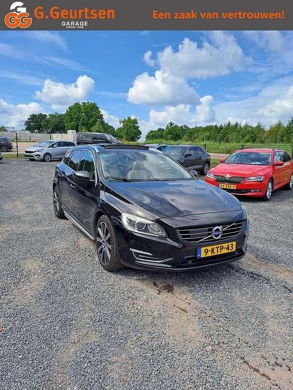 Zwart Gebruikt 2013 Volvo V60 Summum Stationwagen | € 5.250 (Goede deal) - Afbeelding 1/4