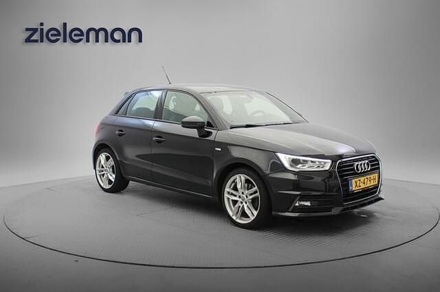 Zwart Occasion 2016 Audi A1 S-Line Hatchback | € 10.845 (Eerlijke prijs) - Afbeelding 1/4