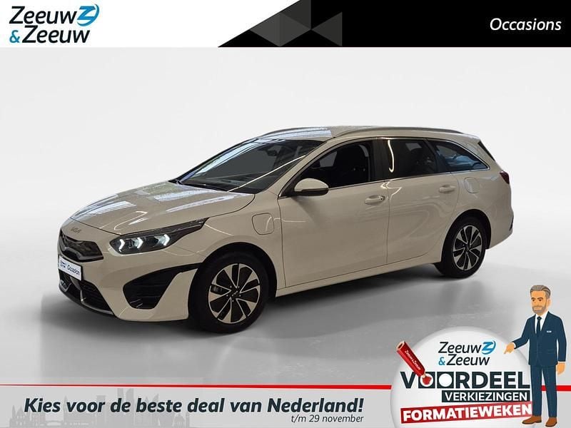 Deluxe white pearl/blanc palladium pearl (hw2) Gebruikt 2024 Kia Ceed Sportswagon Stationwagen | € 27.245 (Eerlijke prijs) - Afbeelding 1/4