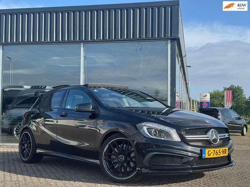Zwart Gebruikt 2014 Mercedes A45 AMG AMG Hatchback | € 16.950 - Afbeelding 1/4