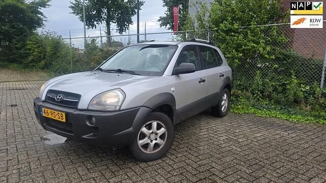 Grijs Gebruikt 2005 Hyundai Tucson Active SUV | € 2.450 (Eerlijke prijs) - Afbeelding 1/4