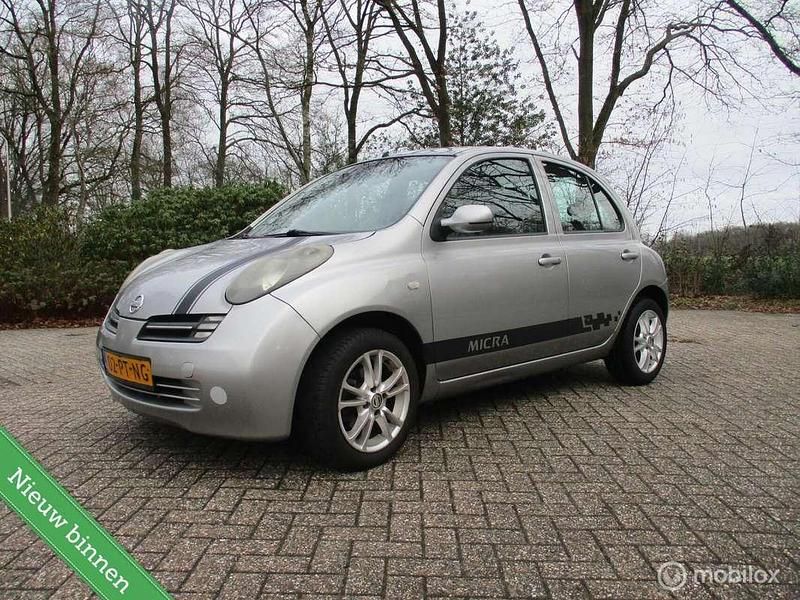 Occasion Nissan Micra Tekna 80 PK (58 kW) 2004 Grijs Hatchback