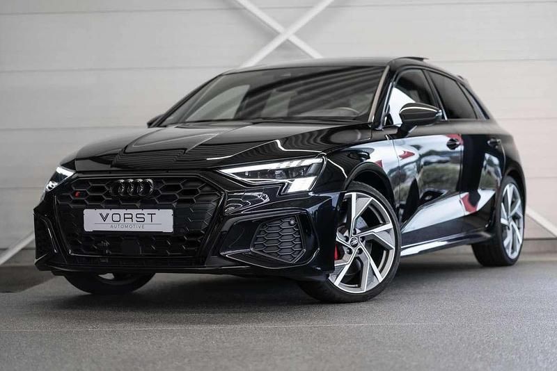 Zwart Gebruikt 2023 Audi S3 Hatchback | € 54.500 (Iets duurder) - Afbeelding 1/4