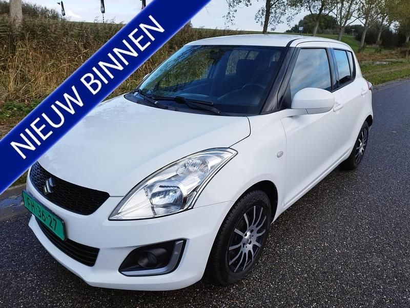 Wit Gebruikt 2014 Suzuki Swift Comfort Hatchback | € 7.999 (Eerlijke prijs) - Afbeelding 1/4