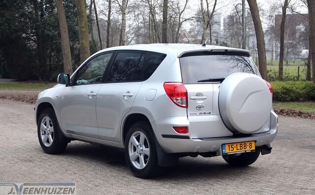 Occasion Toyota RAV4 154 PK (113 kW) 2006 Grijs SUV