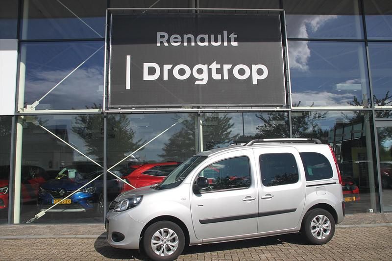 Grijs Gebruikt 2017 Renault Kangoo LIMITED MPV | € 12.620 (Eerlijke prijs) - Afbeelding 1/4