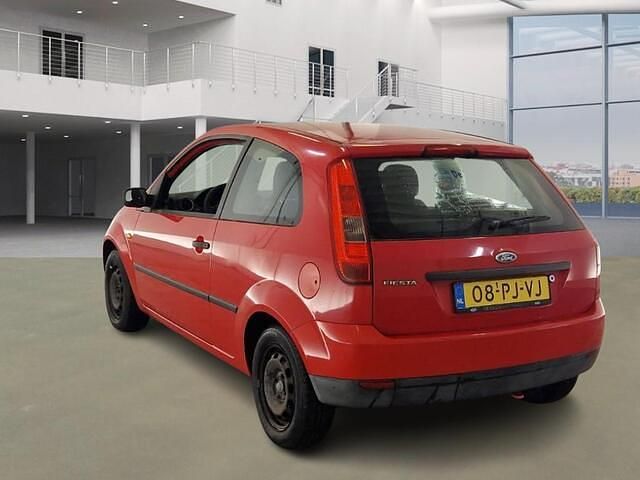 Occasion Ford Fiesta Ambiente 69 PK (50 kW) 2004 Rood Hatchback