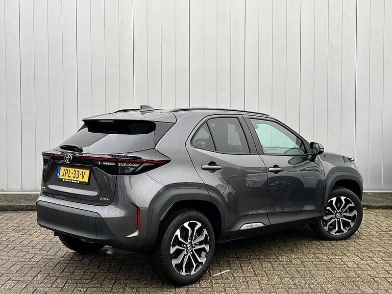 Occasion Toyota Yaris Cross Limited 93 PK (68 kW) 2025 Grijs SUV