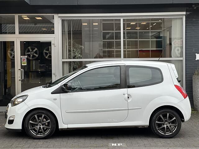 Wit Gebruikt 2012 Renault Twingo Dynamique Hatchback | € 3.395 (Eerlijke prijs) - Afbeelding 1/4