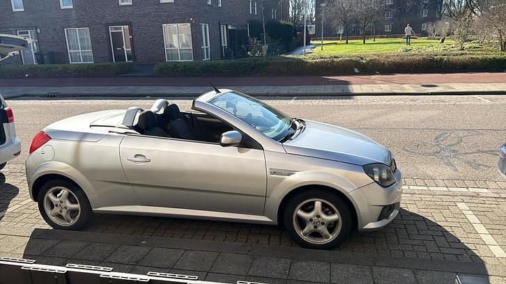 Occasion Opel Tigra 89 PK (65 kW) 2006 Cabriolet