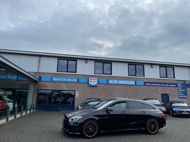 Zwart Gebruikt 2016 Mercedes CLA250 Shooting Brake OrangeArt Edition Stationwagen | € 23.950 (Goede deal) - Afbeelding 1/4