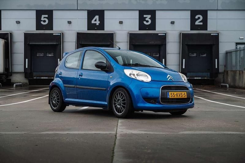 Blauw Gebruikt 2010 Citroën C1 Hatchback | € 2.750 (Goede deal) - Afbeelding 1/4