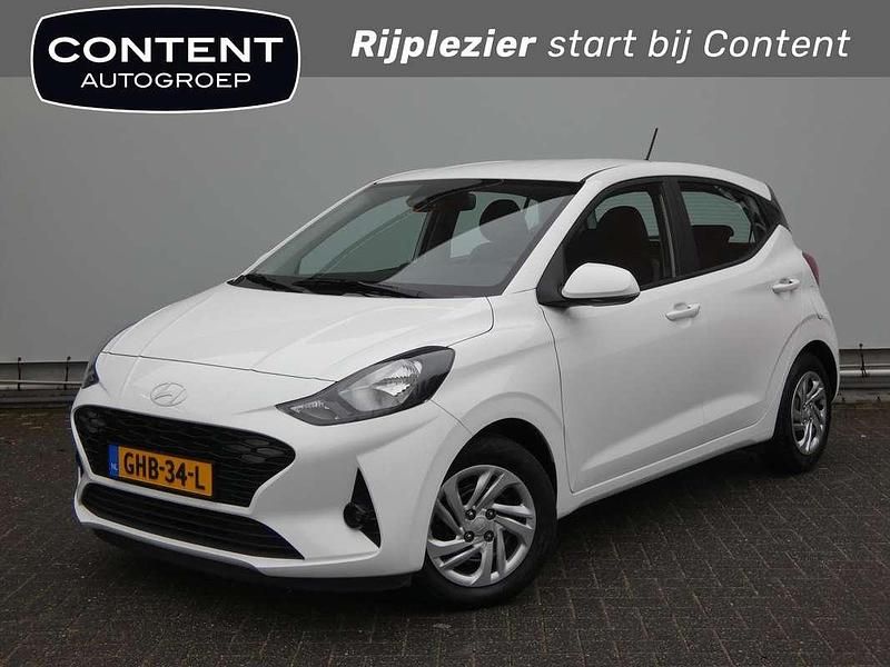 Wit Occasion 2024 Hyundai i10 Comfort Hatchback | € 14.440 (Goede deal) - Afbeelding 1/4