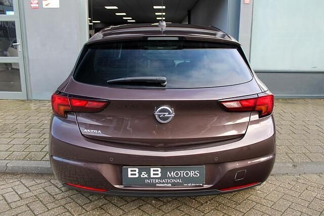 Occasion Opel Astra Edition 105 PK (77 kW) 2019 Bruin Hatchback