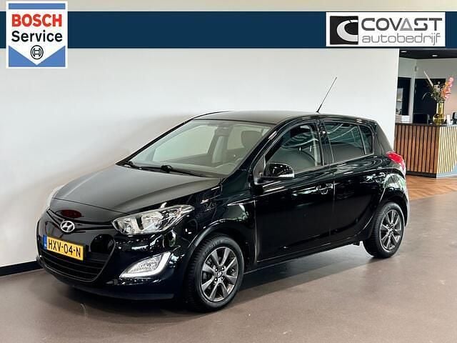 Zwart Gebruikt 2015 Hyundai i20 Edition Hatchback | € 5.950 (Eerlijke prijs) - Afbeelding 1/4