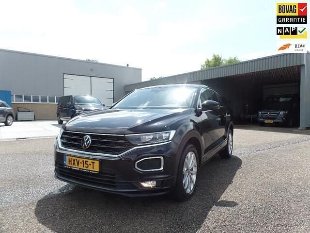 Zwart Gebruikt 2022 VW T-Roc Business SUV | € 28.750 (Goede deal) - Afbeelding 1/4