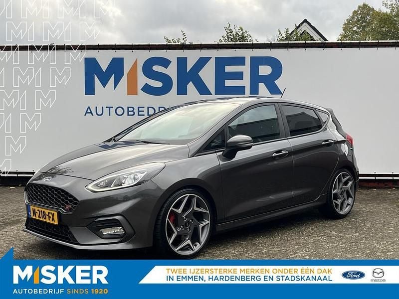 Grijs Gebruikt 2021 Ford Fiesta ST Hatchback | € 18.900 (Goede deal) - Afbeelding 1/4