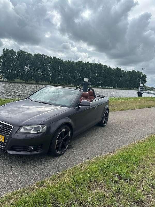 Grijs Gebruikt 2008 Audi A3 Cabriolet Cabriolet | € 6.249 (Super prijs) - Afbeelding 1/4