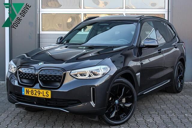 Occasion BMW iX3 Executive 210 kW (286 PK) 2021 Grijs (metallic) SUV