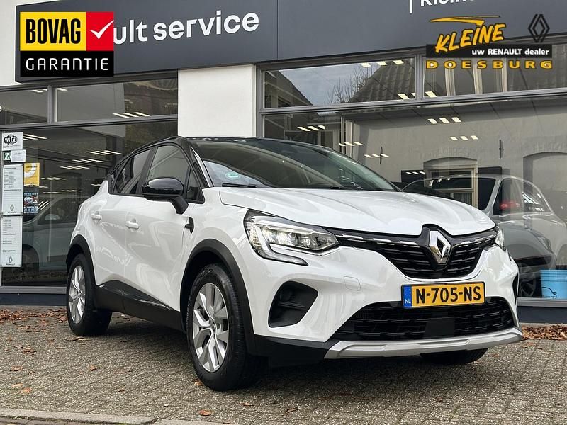 White qnc+black gne (bixui) Gebruikt 2021 Renault Captur Experience SUV | € 21.500 (Eerlijke prijs) - Afbeelding 1/3