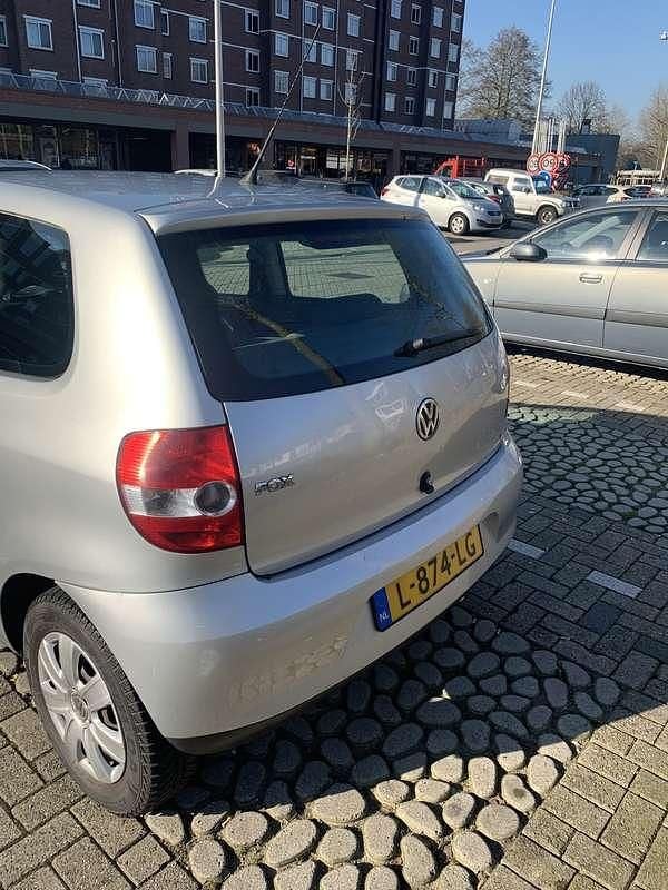 Occasion VW Fox Trendline 54 PK (39 kW) 2008 Grijs Hatchback