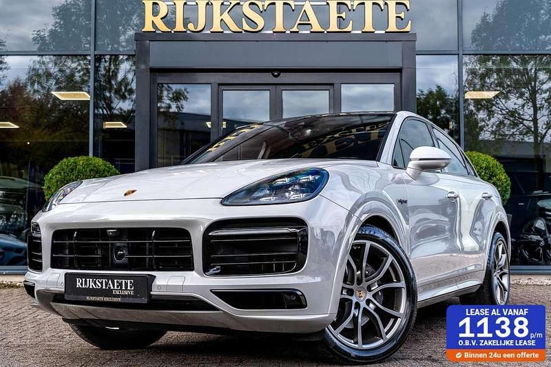 Grijs Gebruikt 2022 Porsche Cayenne SUV | € 85.900 - Afbeelding 1/4