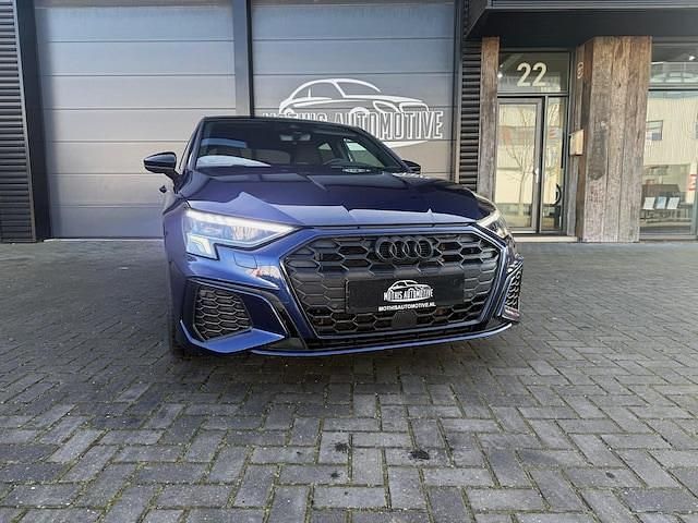 Occasion Audi A3 Sportback e-tron Competition 150 PK (110 kW) 2022 Blauw Hatchback