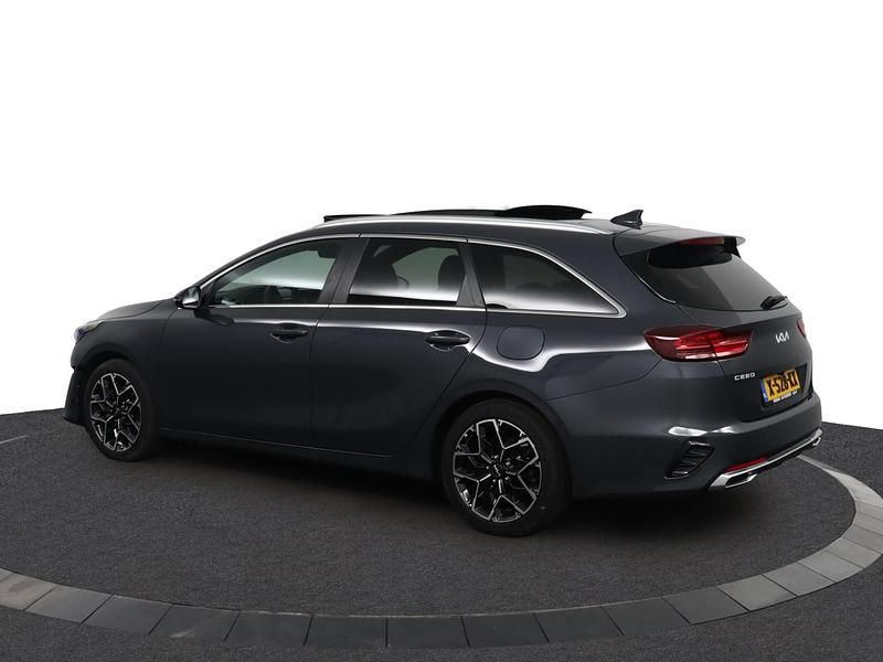 Occasion Kia Ceed GT-Line 161 PK (118 kW) 2023 Grijs Hatchback