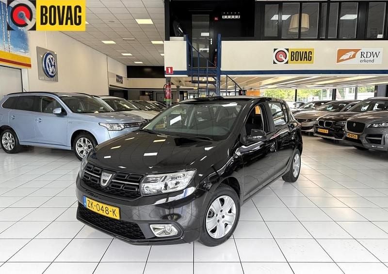 Zwart Gebruikt 2019 Dacia Sandero Lauréate Hatchback | € 8.150 (Eerlijke prijs) - Afbeelding 1/4