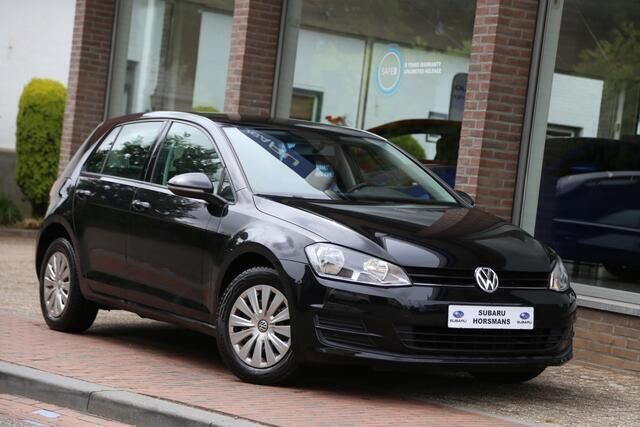 Zwart Gebruikt 2014 VW Golf VII Trendline Hatchback | € 10.950 (Goede deal) - Afbeelding 1/4