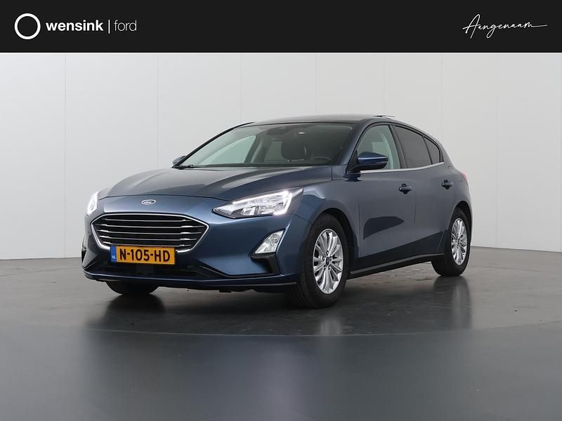 Blauw Gebruikt 2021 Ford Focus Business Edition Hatchback | € 16.830 (Eerlijke prijs) - Afbeelding 1/4