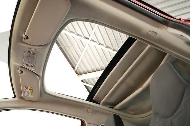 Occasion Toyota Aygo X-wave 69 PK (50 kW) 2017 Rood Hatchback